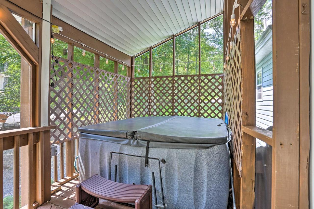 Henryville Home With Hot Tub About 5 Mi To Camelback! Екстер'єр фото