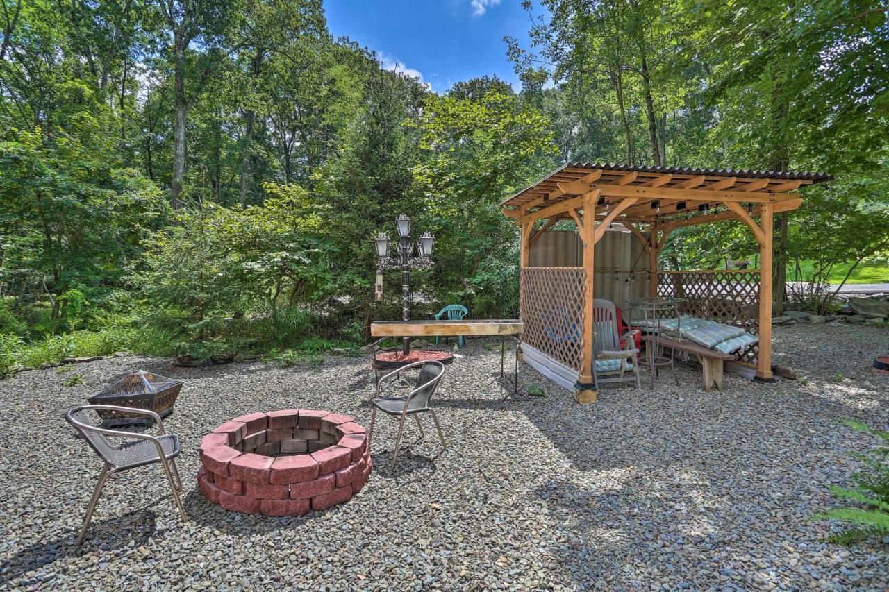 Henryville Home With Hot Tub About 5 Mi To Camelback! Екстер'єр фото